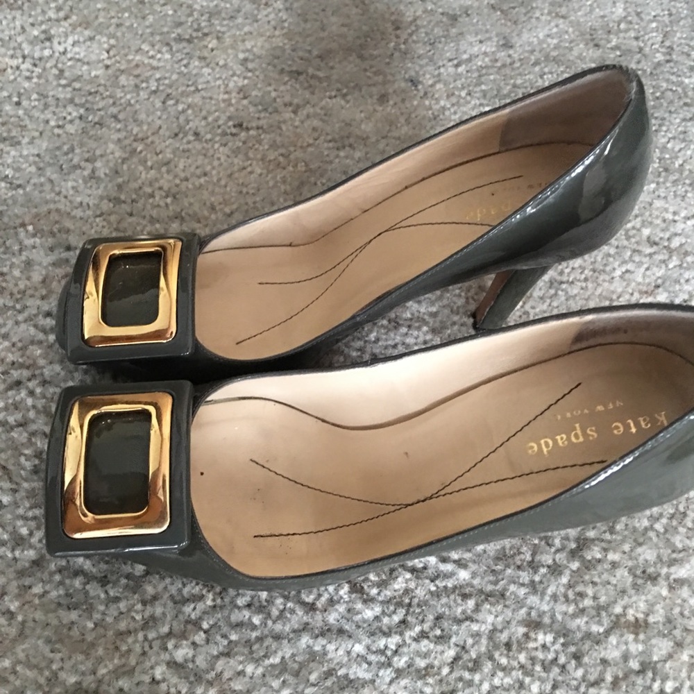 Kate Spade Heels Size 6.5 color artichoke green.